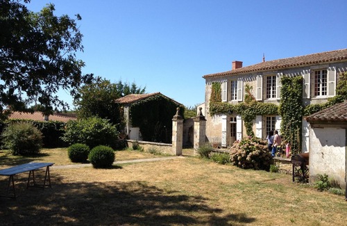 Angles House | Cozy Maison de Maître with Pool & Garden Near the Beach