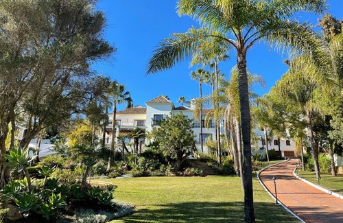 New Golden Mile Villa | Elegant 13-Bedroom Mansion with Scenic Garden & Spa