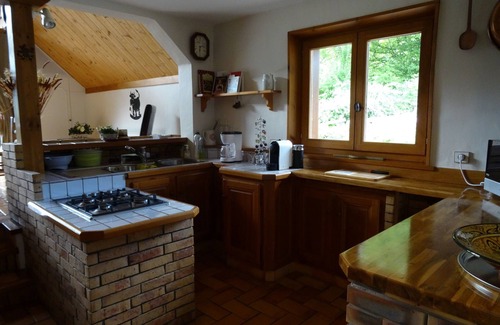 La Compote House | Discover Nature at the Superb Solid Bauges Park Hotel