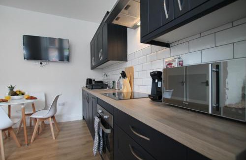 Dundee Apartment | Top-Rated One Bedroom Apartment in Dundee, Pet-Friendly Stay