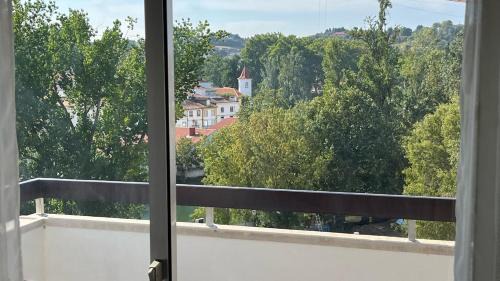 Tomar Apartment | Superb Position Over the River Historical Center Tomar