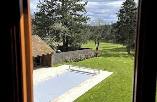 Montrieux-en-Sologne House | Discover a Superb Getaway in Sologne with Family-Friendly Amenities