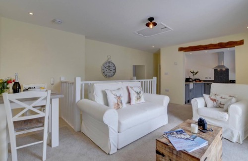 Lynmouth Apartment | Oceanfront Apartment with Breathtaking Sea Views