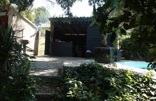Morieres-les-Avignon House | Idyllic Single House Overlooking Palais des Papes