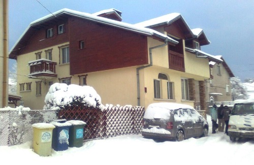 Samokov Ski Chalet | Experience the Best Ski Chalet for 16 with Spa & Hot Tub