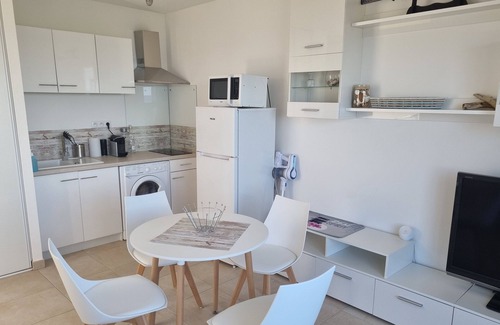 Bravone Apartment | Superb studio feet in the water on the beach