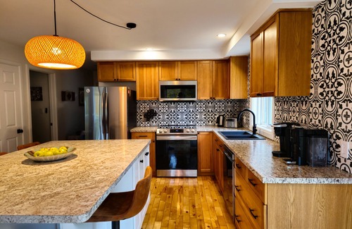 Tobermory Cottage | Relaxing Tobermory Retreat with Pool, Spa & Lake Views