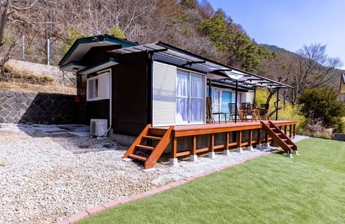 Fujikawaguchiko House | Pet-Friendly Retreat with Breathtaking Mt Fuji Views