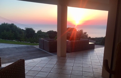 Coti-Chiavari House | Breathtaking Ocean View Villa Steps from the Beach