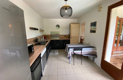 Biscarrosse Villa | Discover Biscarosse Hautes Rives: 4* Villa with Pool