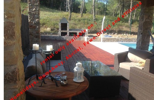 Pals Villa | Ideal Villa for 8-10 with Private Pool Near the Beach
