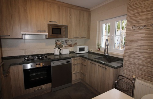 La Canuta Villa | Elegant Villa for 10 with Ocean View & Private Pool