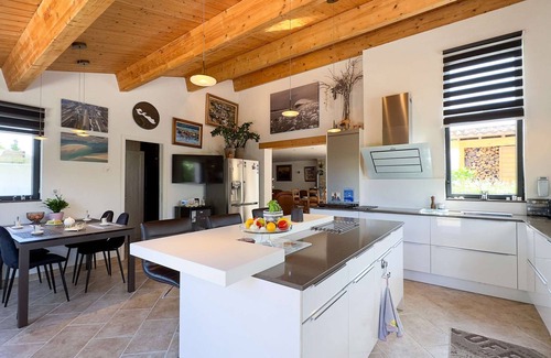 Loix House | Enchanting Villa with Ocean View in Loix Village