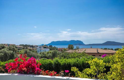 Pittulongu Villa | Tranquil Villa Nature with Panoramic Sea View & Hot Tub