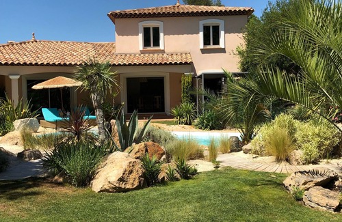 Neoules House | Serene Villa with Pool in Heart of Provence - 10/10 Rated