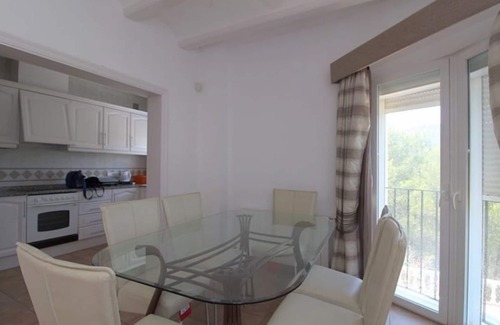 Tarraula House | Idyllic Villa with Ocean View & Private Pool – Rated 9/10