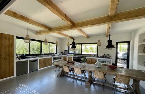 Biot House | Dream Setting with Heated Pool in Ideal Location