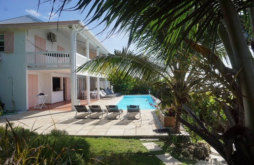 Saint-Francois Villa | Tranquil Villa with Ocean Views and Private Pool Retreat