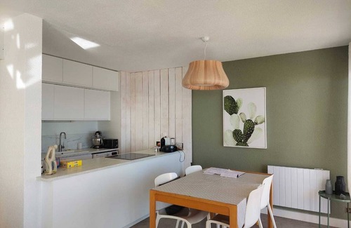 Palavas-les-Flots Apartment | Oceanfront T2 Terrace Apartment - Guest Rated 9.8/10
