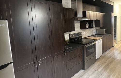 Lachine House | Superbe 2 Chambres Avec Jardin