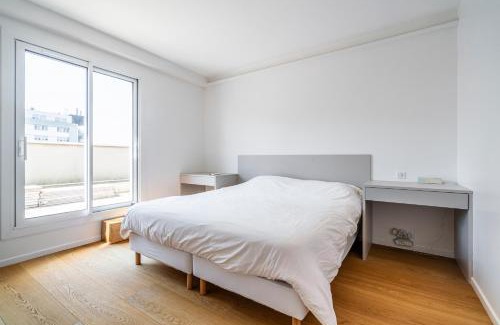 Parchamp–Albert Kahn Apartment | Modern 2-Room Apartment in Boulogne North - Rated 9.8/10