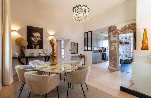 Chateauneuf-le-Rouge Apartment | Elegant Apartment in a Chateau, Aix - 4-Star Stay