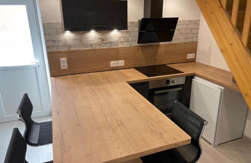 Noidans-les-Vesoul Apartment | Spacious F3 Apartment in Noidans les Vesoul for Families