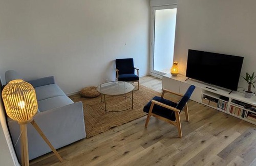 La Teste-de-Buch Apartment | Inviting Apartment in Arcachon with Pool & Family-Friendly Perks