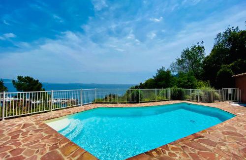 Theoule-sur-Mer Apartment | Beautiful Ocean View Apartment with Pool and Private Beach