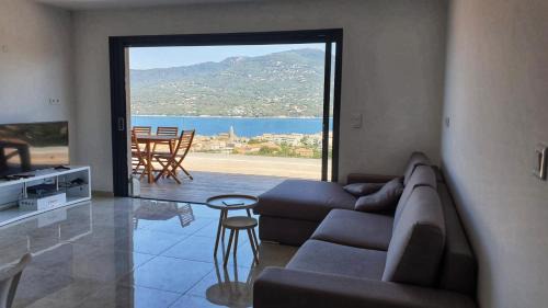 Propriano Apartment | Inviting Apartment with 3 Bedrooms and Sea View