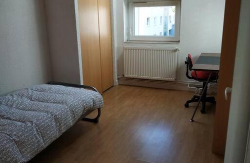 Saint-Pierre - Rene II - Bonsecours Apartment | Convenient Apartment with Free Parking and Great Reviews