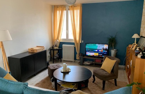 Chamalieres Apartment | Contemporary Apartment with Breakfast & Perfect 10/10 Rating