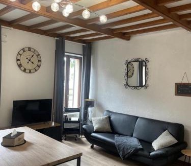 Sedan Apartment | Inviting Apartment Overlooking the Château with Netflix