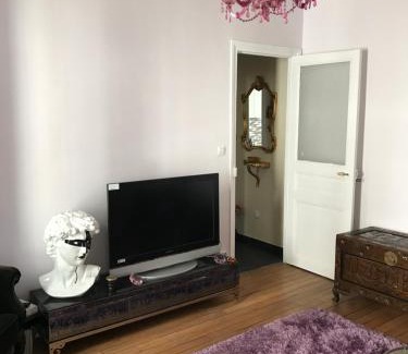 18th Arrondissement Apartment | Superbe appartement proche de la butte Montmartre