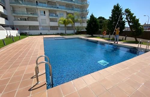 Santa Margarida Apartment | Renovated Apartment with Pool Access - Rated 8.9/10