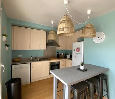 Santa Margarida Apartment | Renovated Apartment with Pool Access - Rated 8.9/10