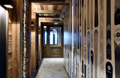 Meribel Apartment | Premium Apartment with Mountain Views & Ski Access