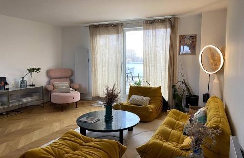Yves Farge - Le Fleuve Apartment | Elegant Rooftop Duplex in the Heart of Lyon
