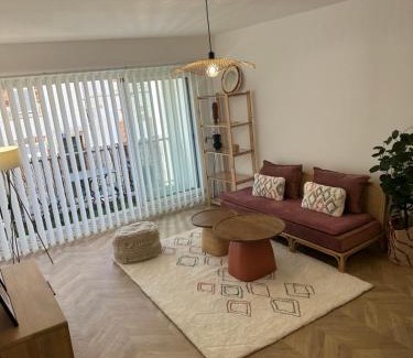 Saint-Vincent Apartment | Stylish F4 in Central Location Near Parc Pasteur