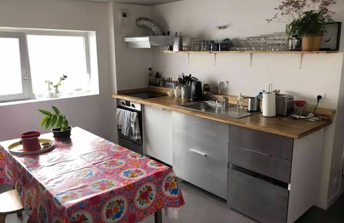 Pantin Apartment | Exceptional Loft in Pantin with Breakfast & Kitchen Amenities