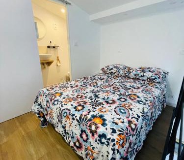 Comedie Apartment | Charming Loft Near Comédie Gare, Family-Friendly Amenities