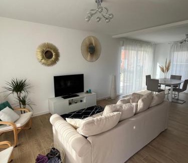 Bezannes Villa | Superbe Maison avec jardin