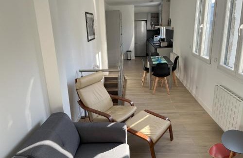 Le Plateau House | Beautiful Home with Private Garden Near Paris and Disney