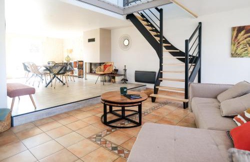 Les Sables d'Olonne House | Elegant Vacation Home with Pool & Nordic Bath - 10/10 Rated
