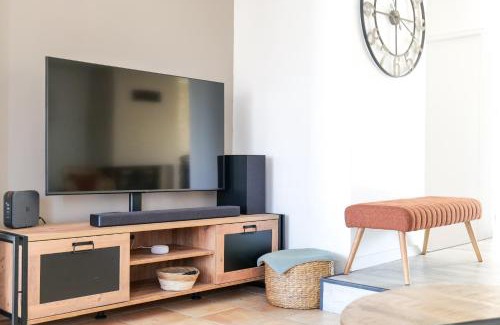 Les Sables d'Olonne House | Elegant Vacation Home with Pool & Nordic Bath - 10/10 Rated