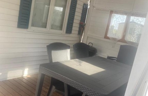 Saint-Illiers-la-Ville Other | Inviting Mobil Home with Pool and Pet-Friendly Perks
