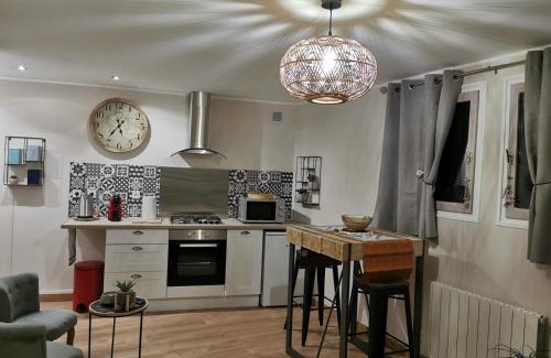 Nouan-le-Fuzelier Apartment | Cozy Studio Retreat in the Heart of Sologne - Guest Rated 9.1