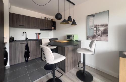 Audenge Apartment | Bright and Stylish T2 in the Heart of the City