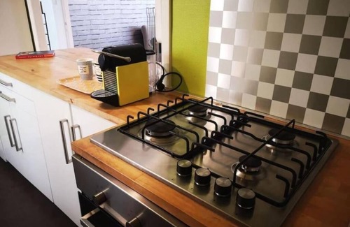 La Gare Apartment | Inviting T3 in Centre Clermont-Ferrand with Full Kitchen