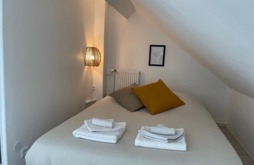 Ozoir-la-Ferriere Apartment | Comfortable T3 Near Paris & Disneyland - Family and Pet Friendly